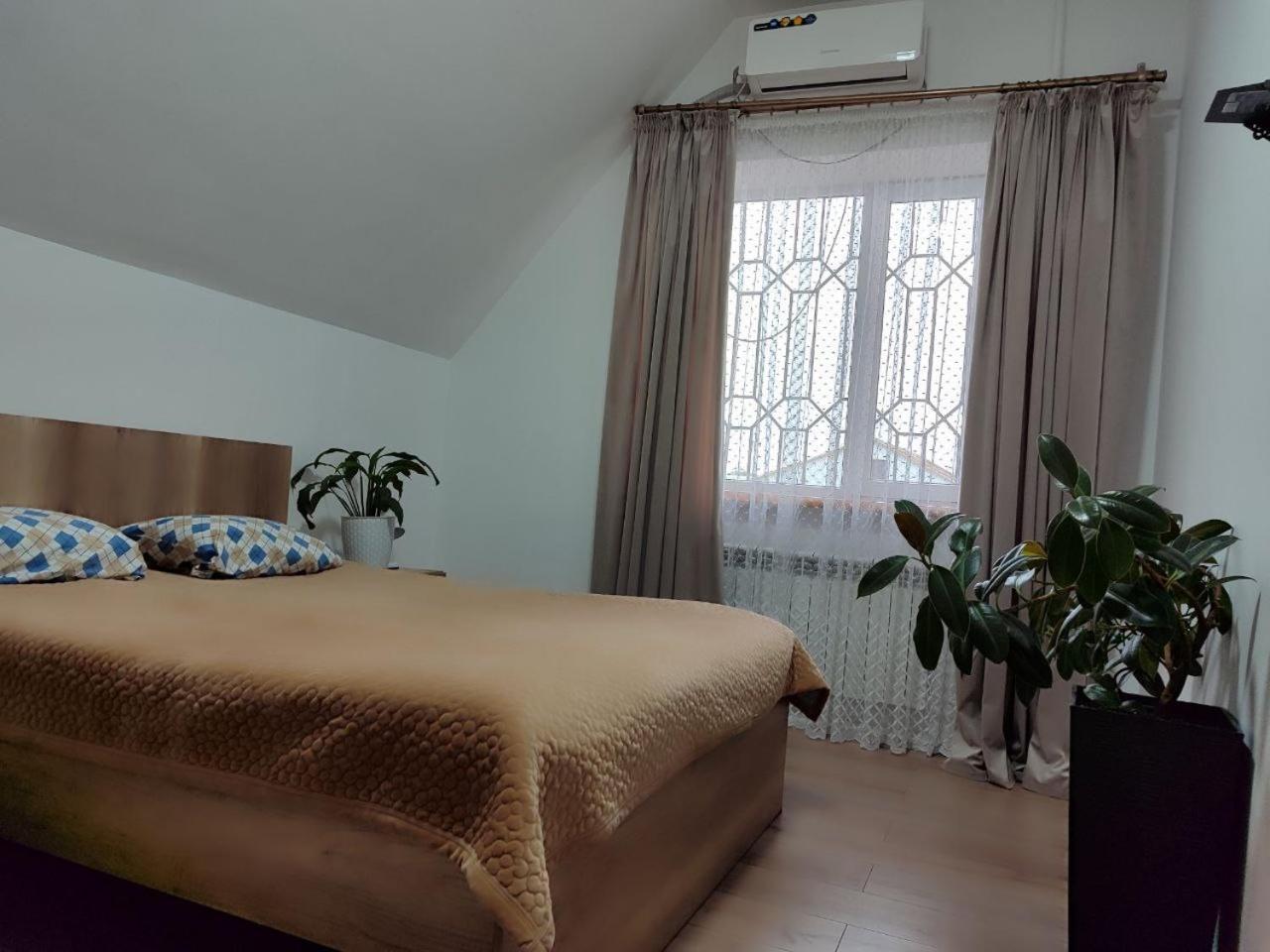 Amanat Guest House Bisjkek Eksteriør billede