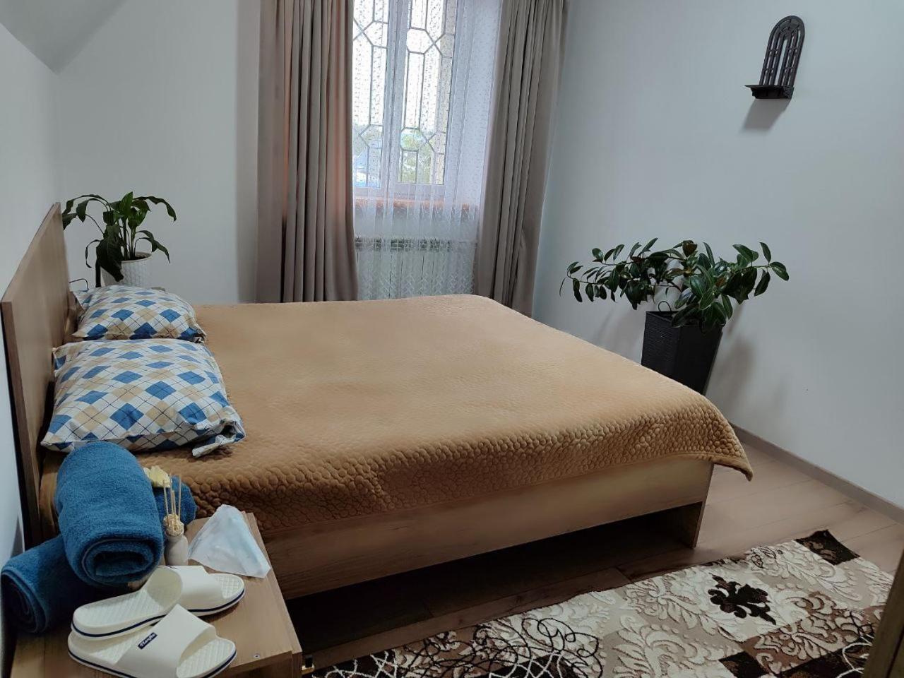 Amanat Guest House Bisjkek Eksteriør billede
