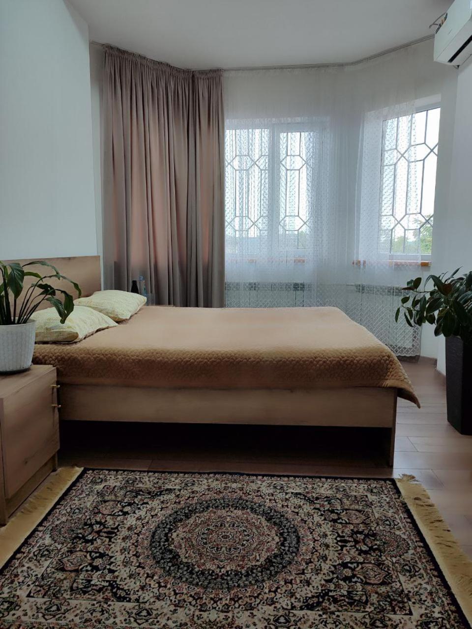 Amanat Guest House Bisjkek Eksteriør billede